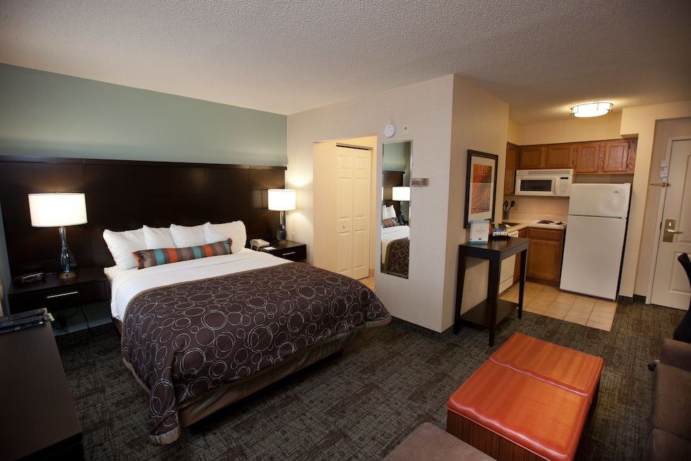 Photo of Bedroom in Buckhead Village