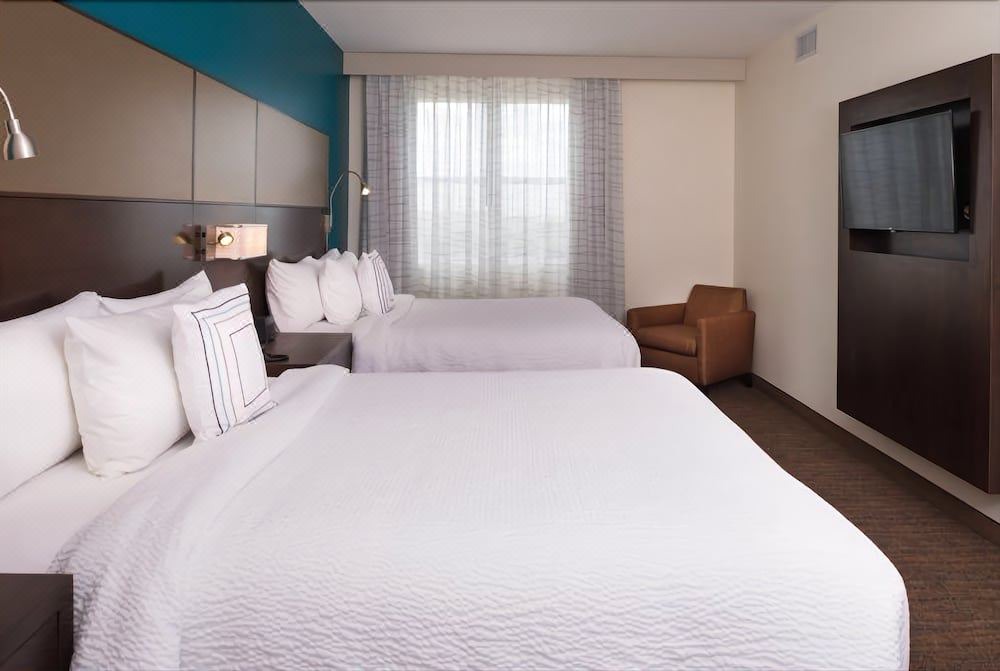 Photo of Bedroom in Ludlam