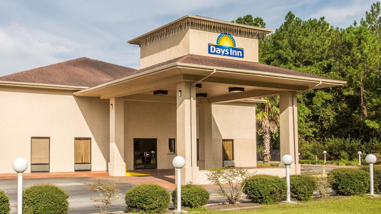 Photo of Buildings in Lake City