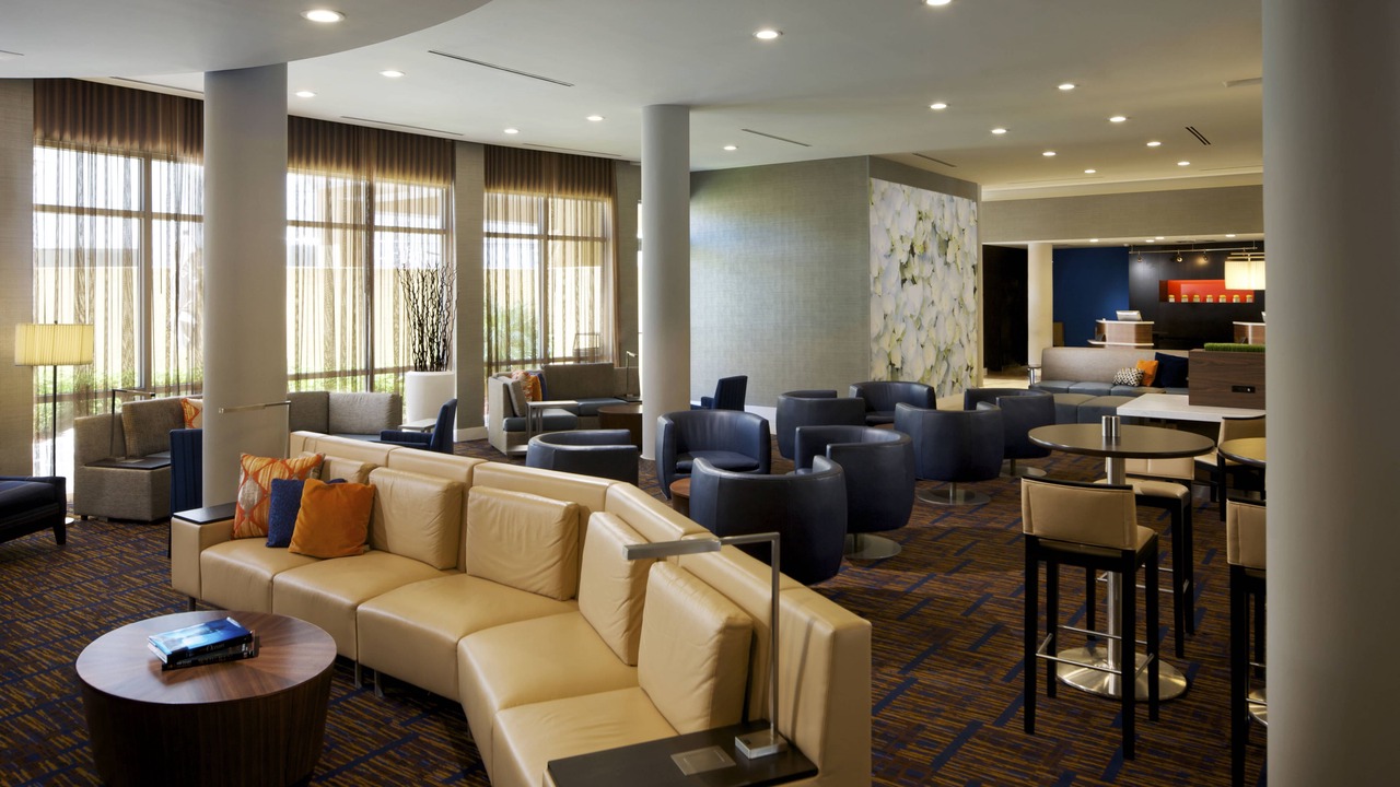 Photo of Livingroom in Downtown