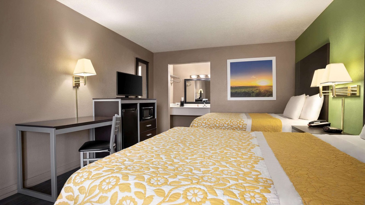 Photo of Bedroom in Hardeeville