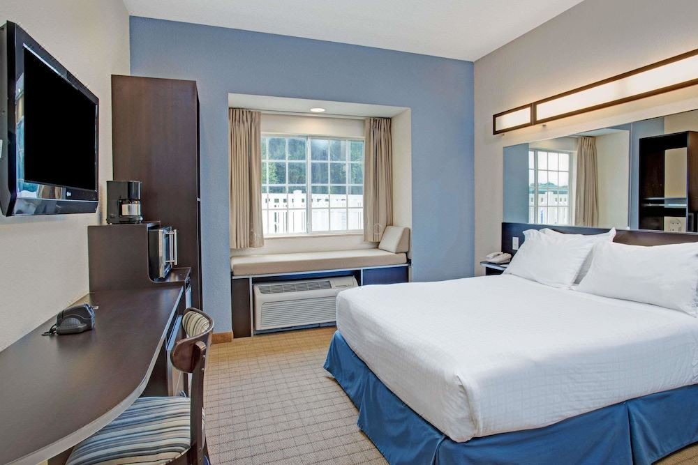 Photo of Bedroom in Brooksville