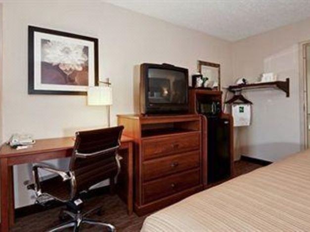 Photo of Livingroom in Stallings