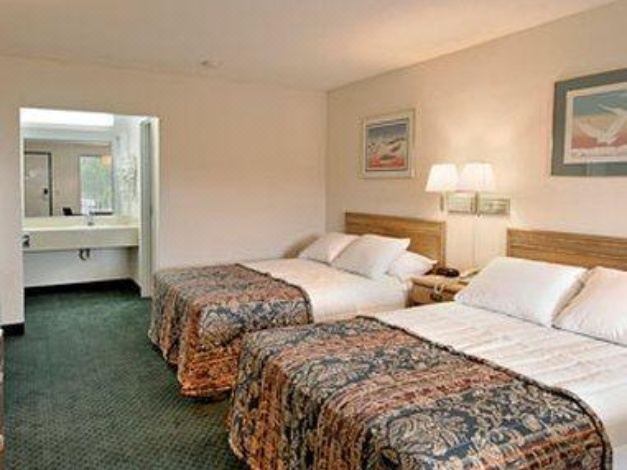 Photo of Bedroom in Ladson