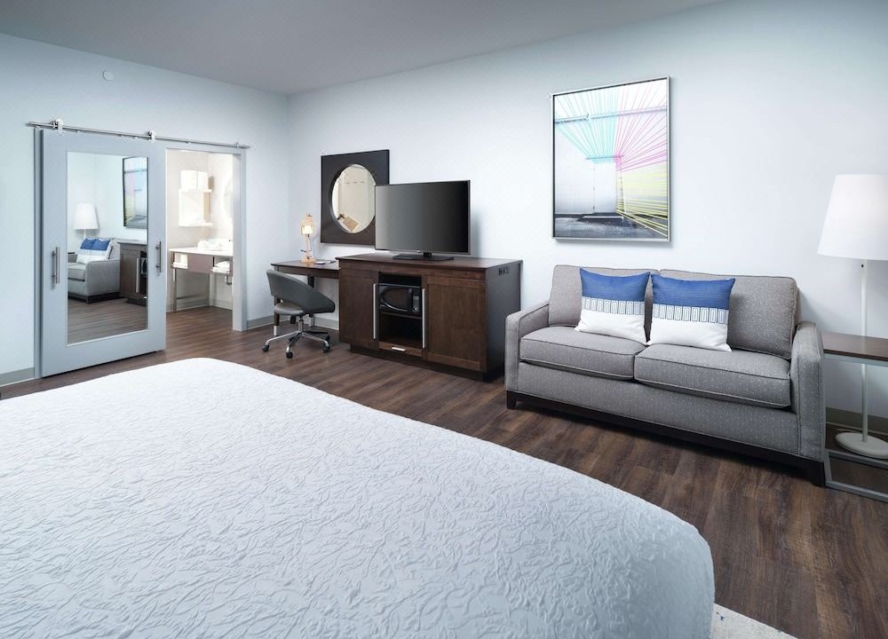 Photo of Livingroom in Downtown Decatur