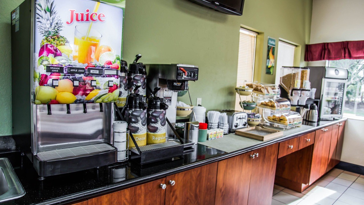Photo of Kitchen in Bayshore Gardens