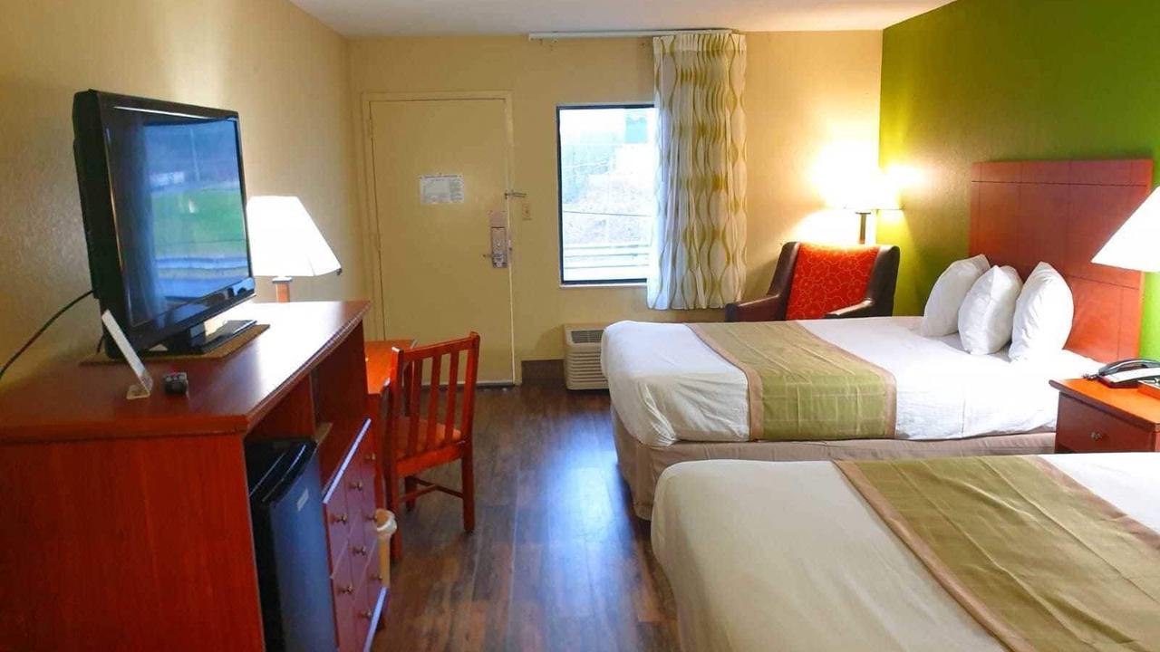 Photo of Bedroom in Lookout Valley Neighborhood Association