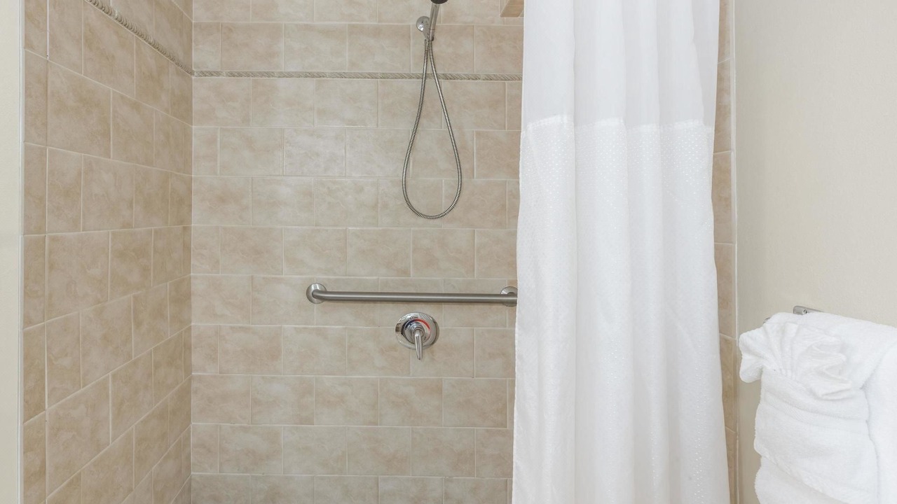 Photo of Bathroom in National Gardens