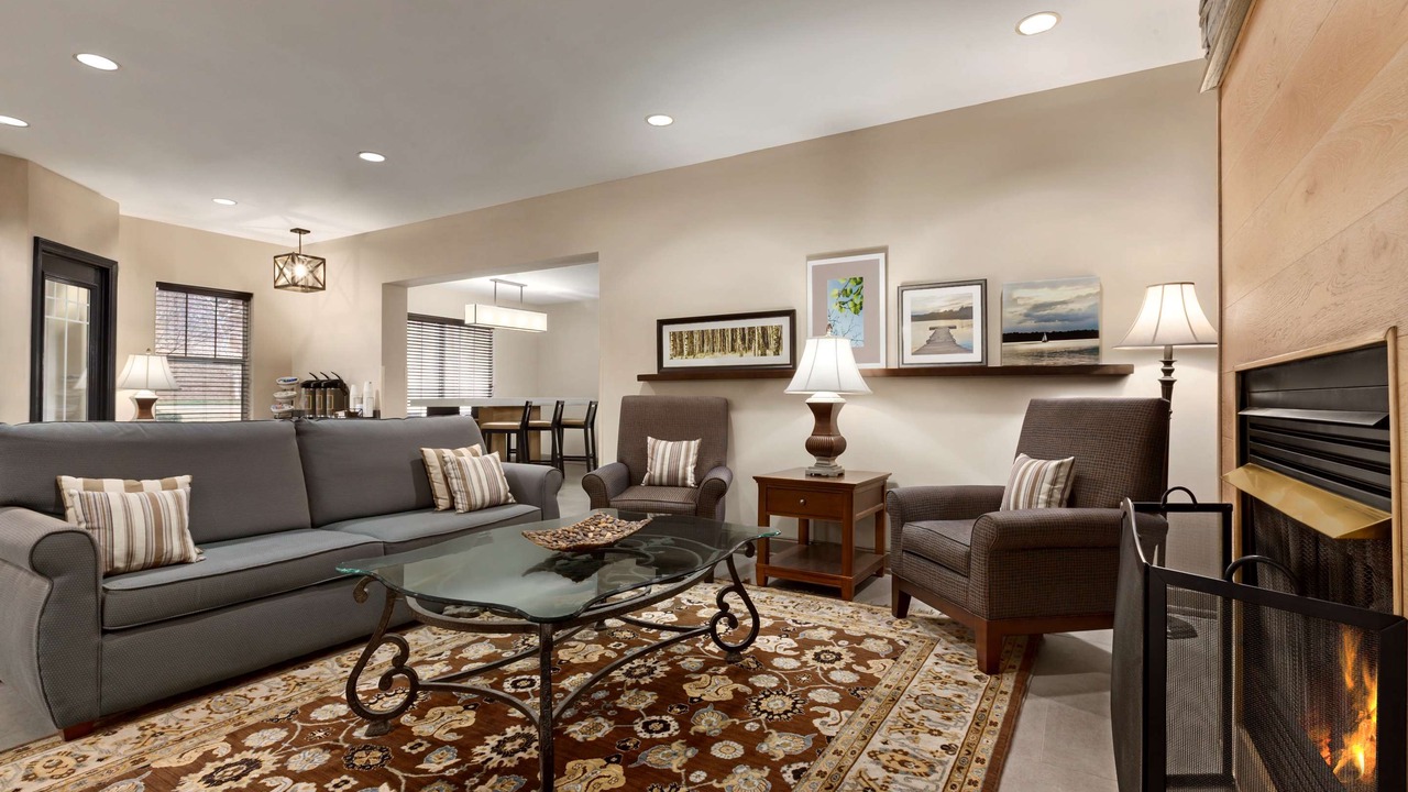 Photo of Livingroom in Dalton