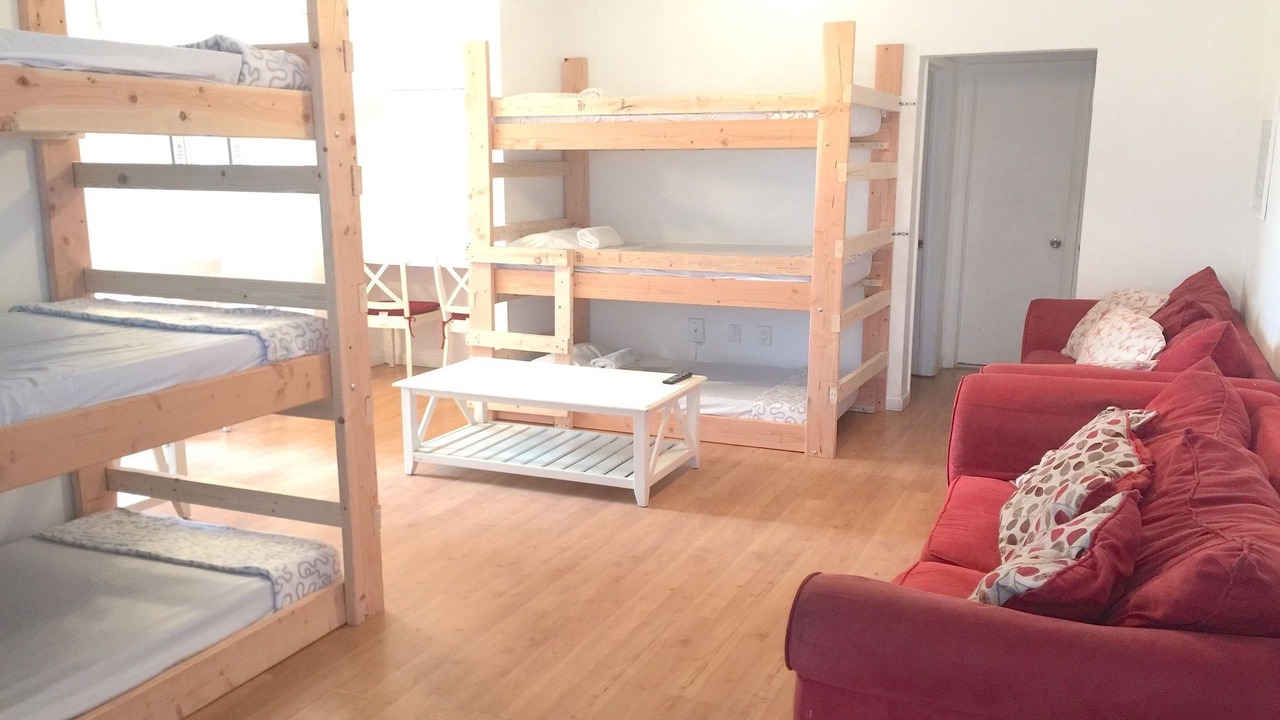 Photo of Livingroom in West Avenue