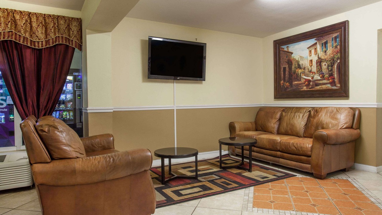 Photo of Livingroom in Daytona Beach