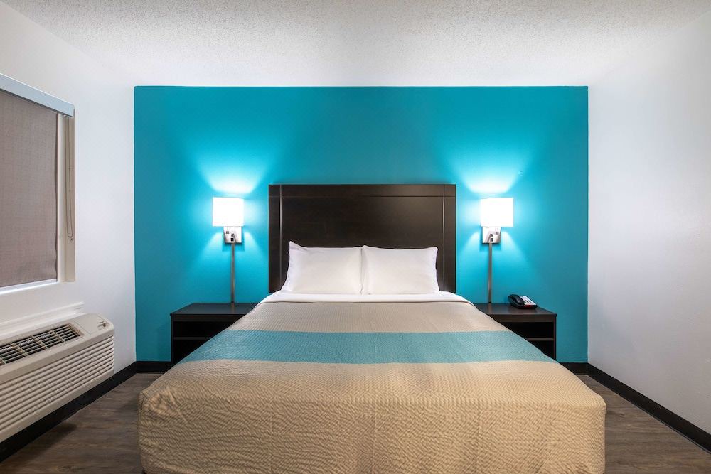 Photo of Bedroom in Conestee