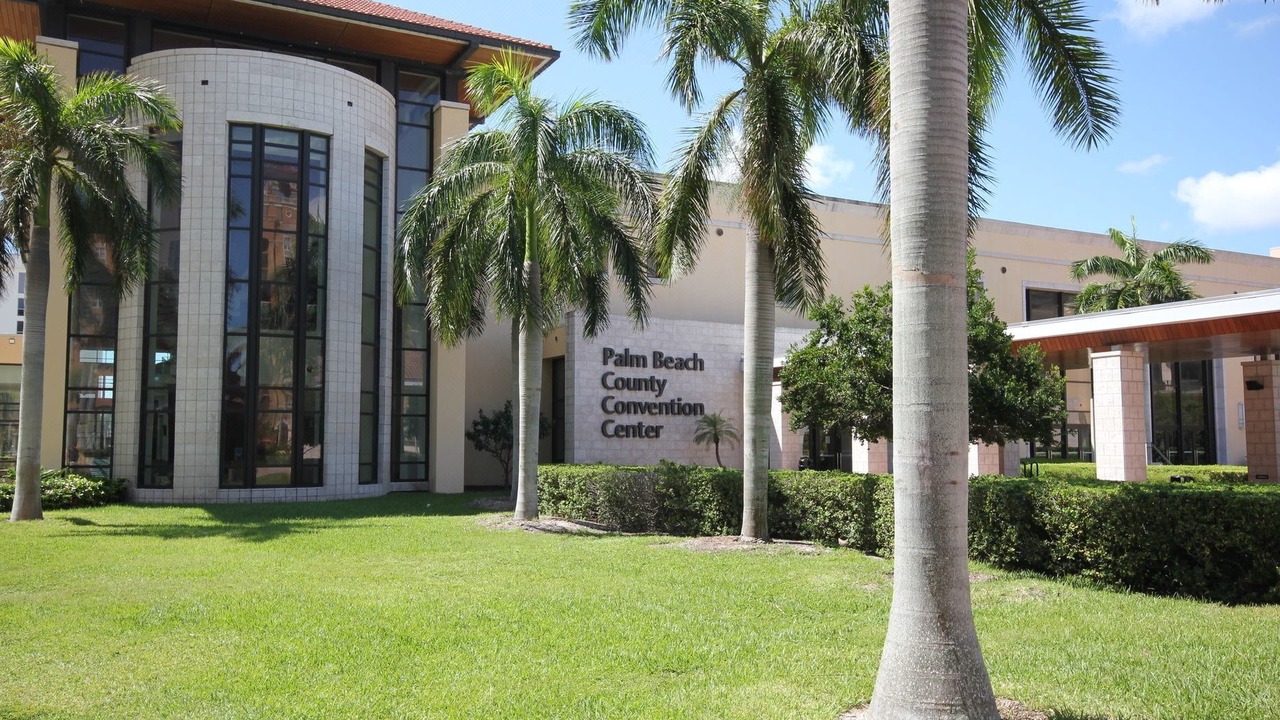 Photo of Buildings in West Palm Beach