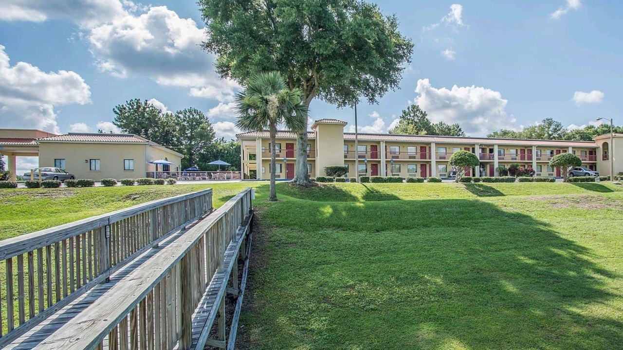 Photo of Buildings in Mount Dora