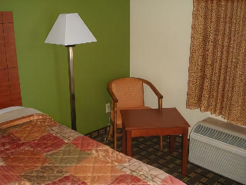 Photo of Bedroom in Lookout Valley Neighborhood Association