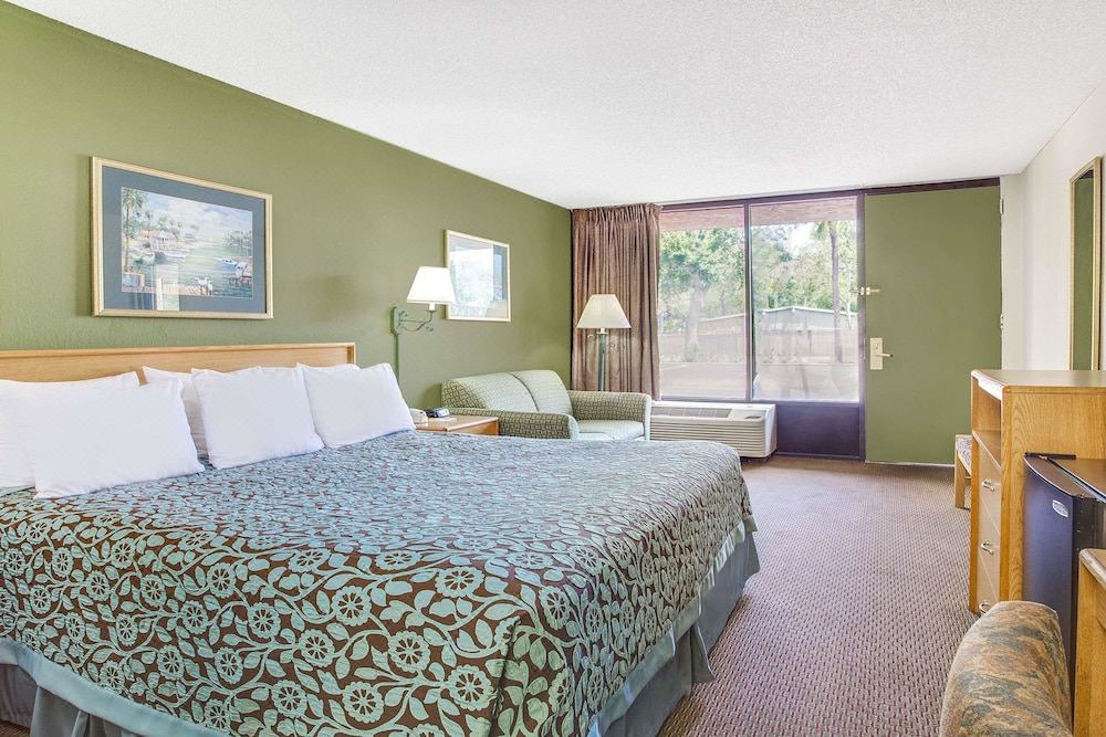 Photo of Bedroom in South Bradenton