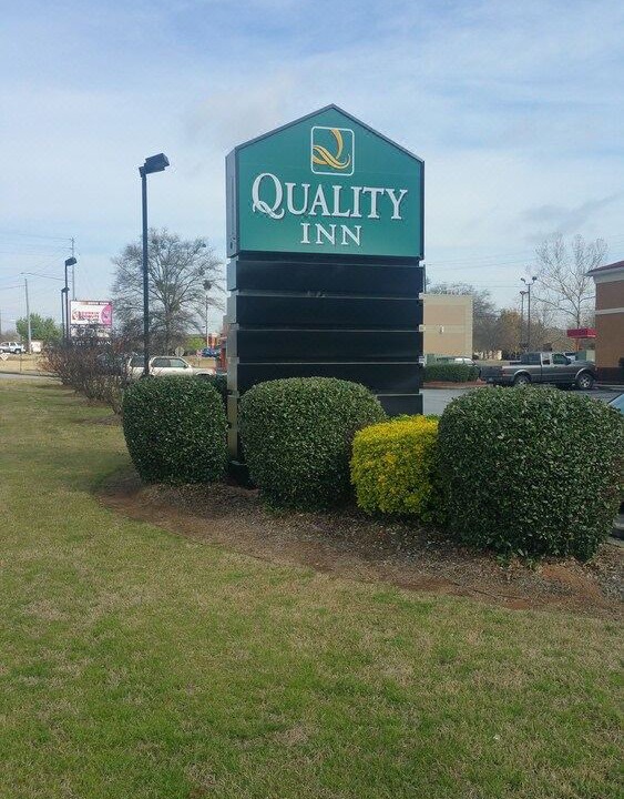 Photo of Buildings in Loganville
