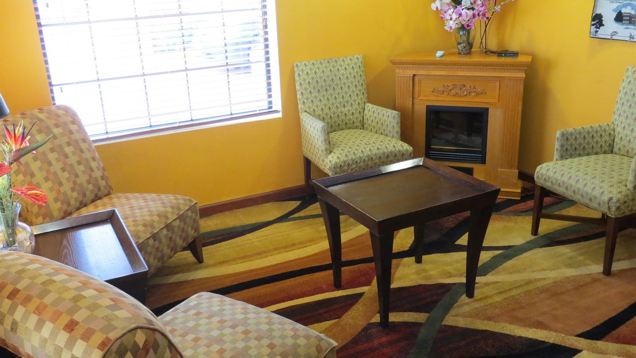 Photo of Livingroom in Hinesville