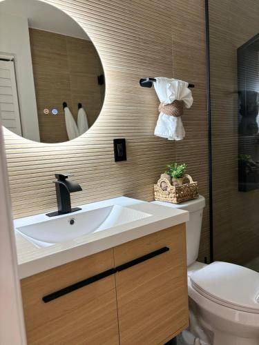 Photo of Bathroom in San Carlos Park