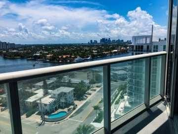 Photo of Patio Balcony in Central Beach