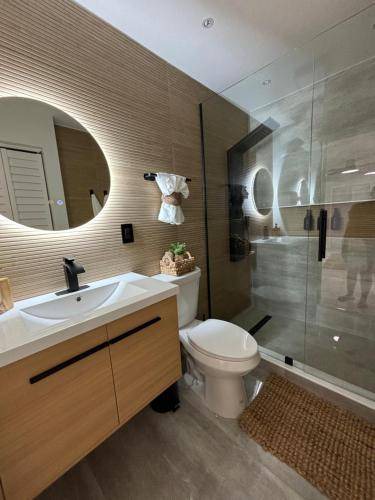 Photo of Bathroom in San Carlos Park