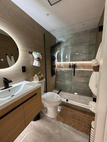 Photo of Bathroom in San Carlos Park