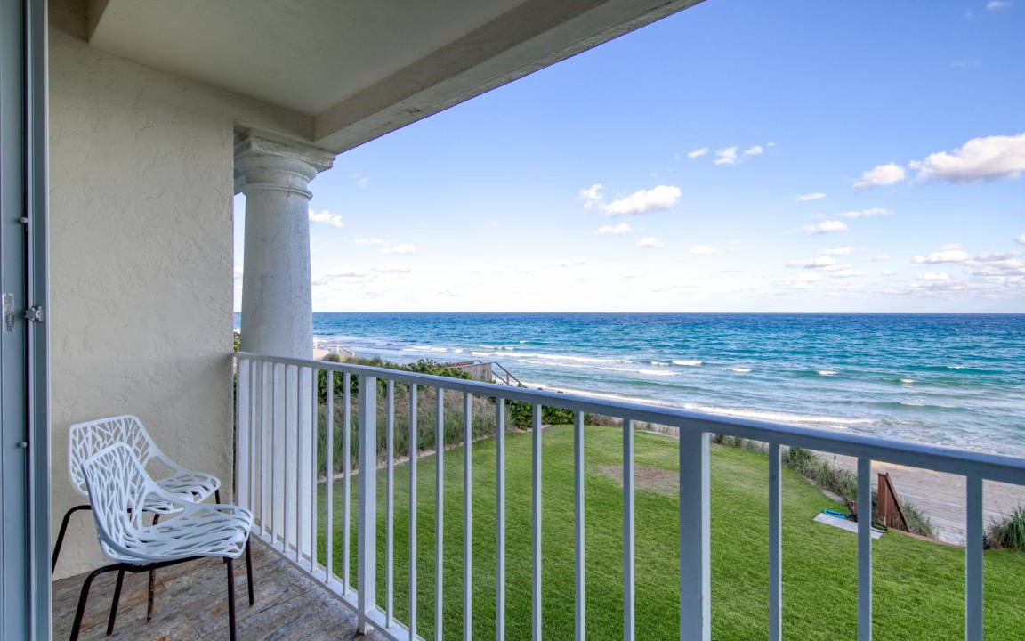 Photo of Patio Balcony in Highland Beach