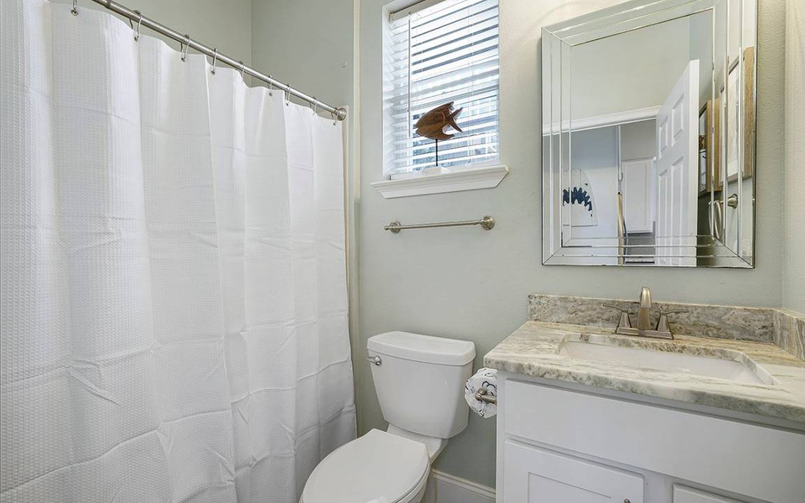 Photo of Bathroom in Gulf Pines