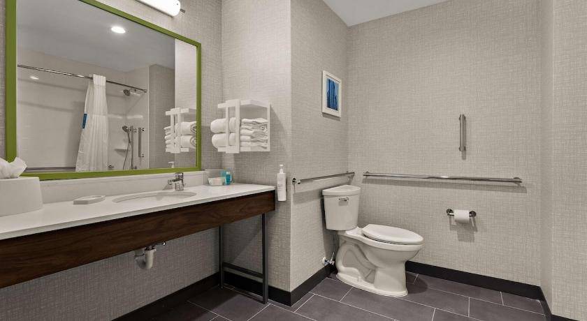 Photo of Bathroom in Ruskin