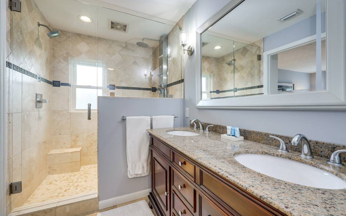 Photo of Bathroom in Dolphin's Cove