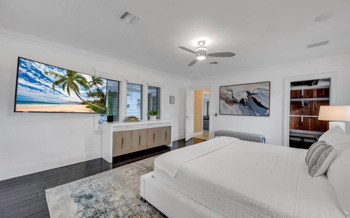 Photo of Bedroom in Harbor Beach