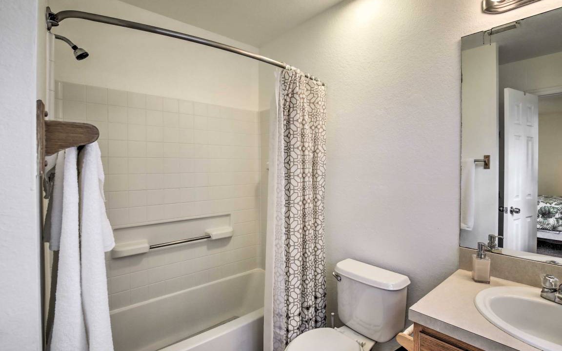 Photo of Bathroom in Largo