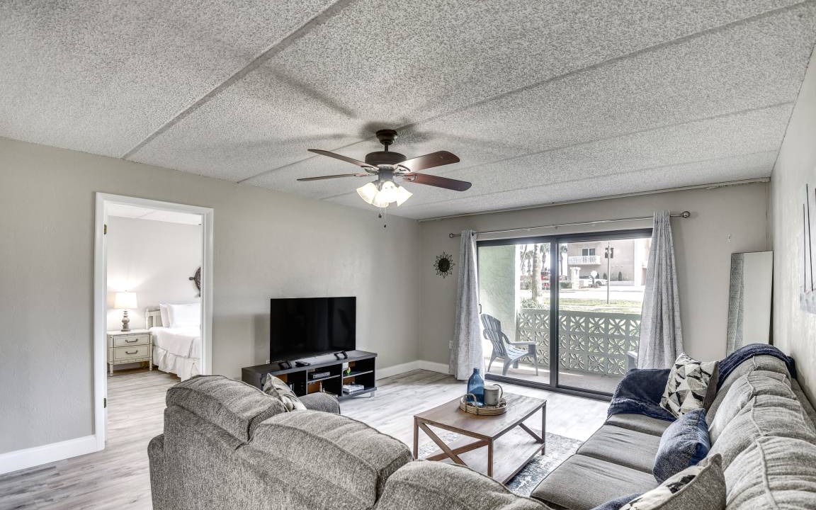 Photo of Livingroom in Ocean View Halifax Estates