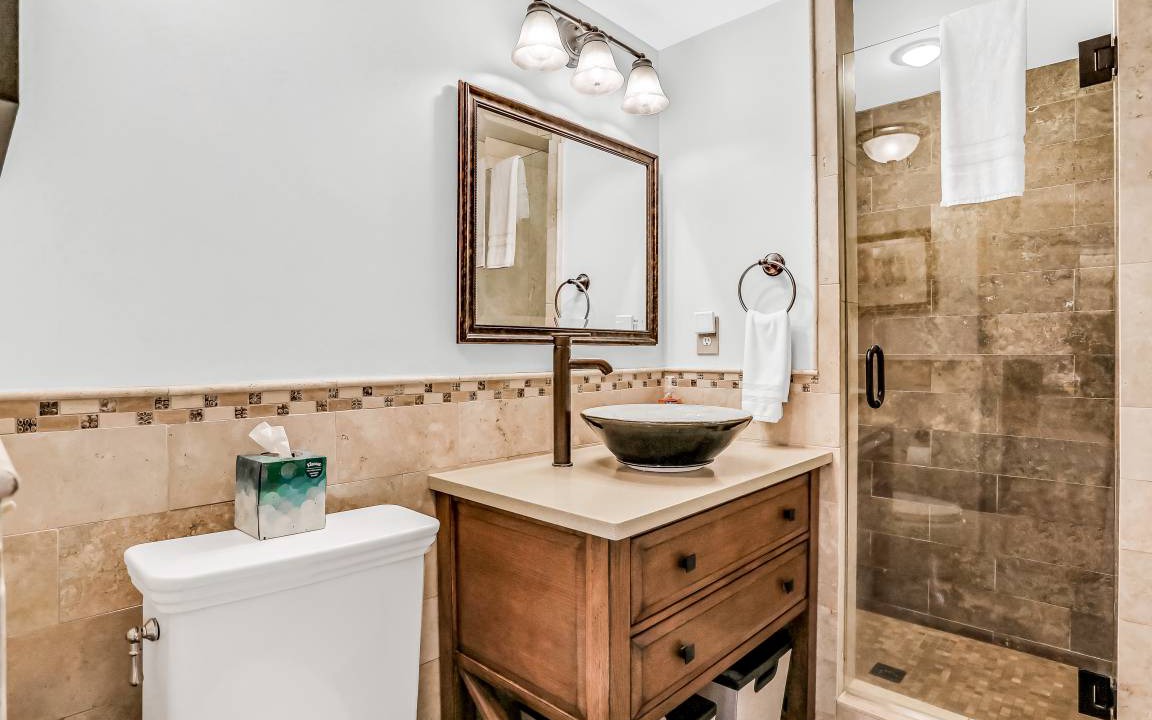 Photo of Bathroom in Fernandina Beach