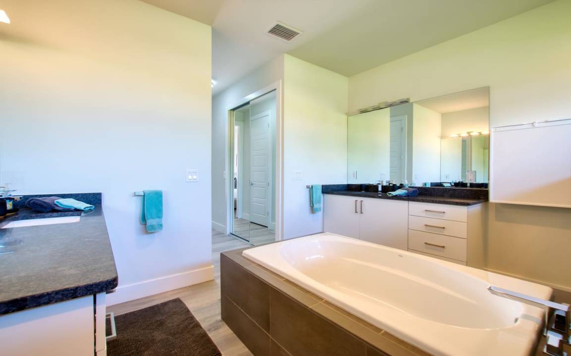 Photo of Bathroom in Pelican