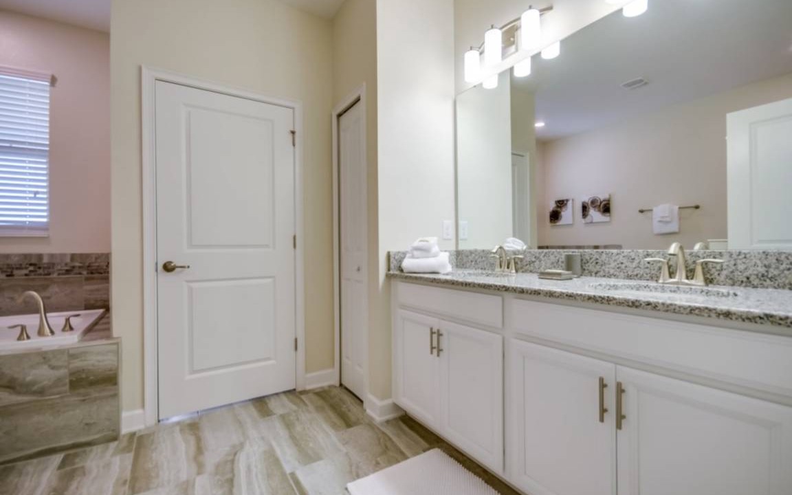 Photo of Bathroom in Sandy Ridge
