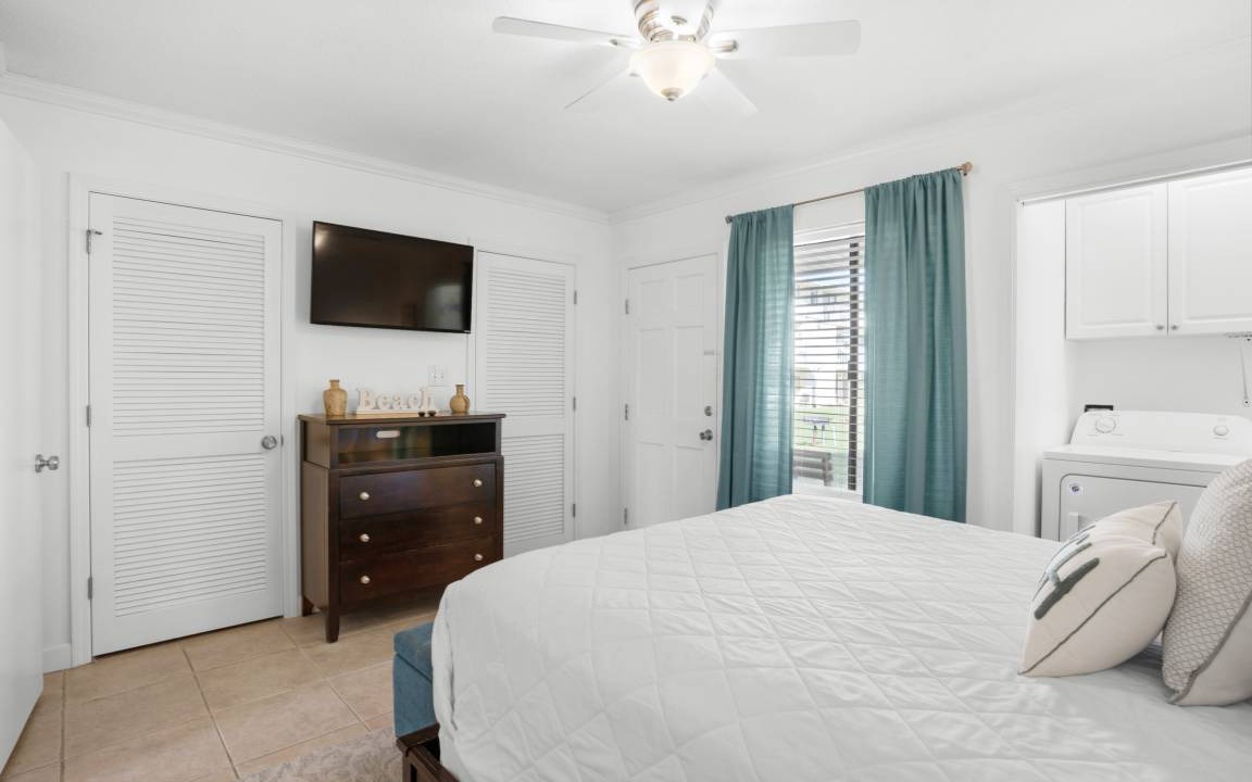 Photo of Bedroom in Miramar Beach