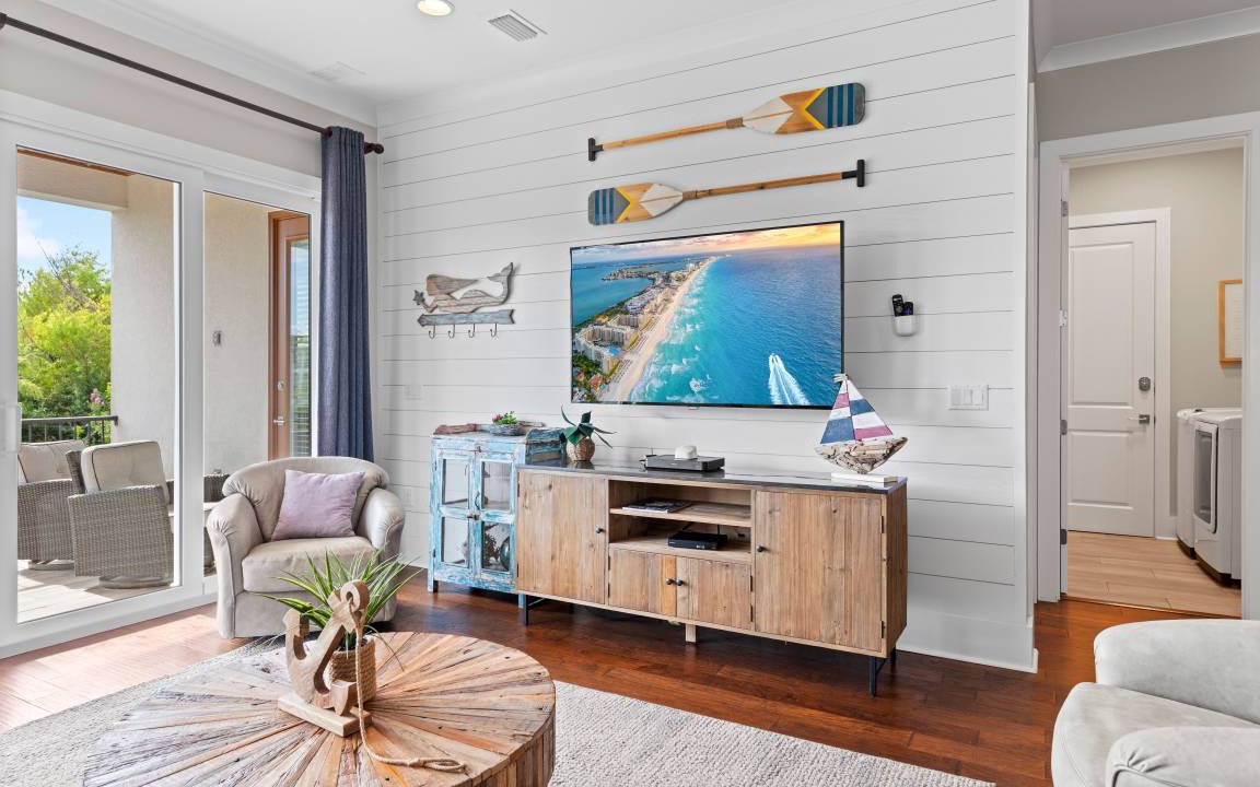 Photo of Livingroom in Miramar Beach