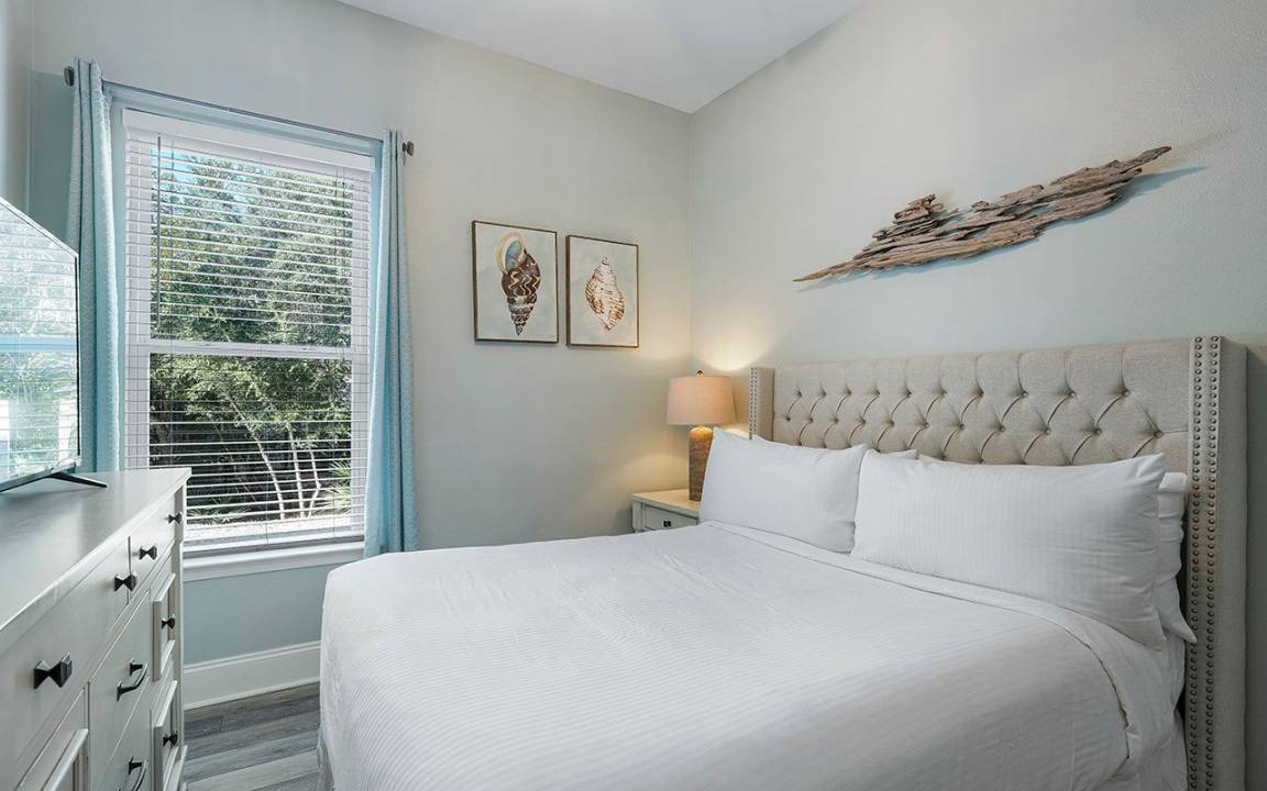 Photo of Bedroom in Gulf Pines