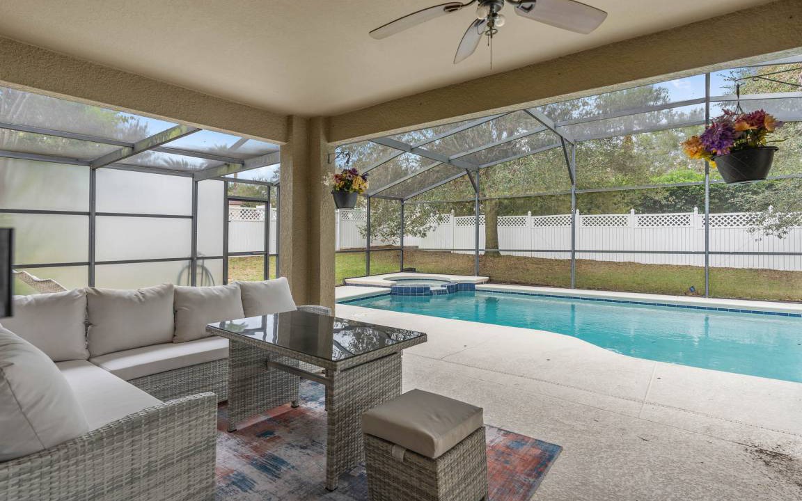 Photo of Patio Balcony in Legacy Park