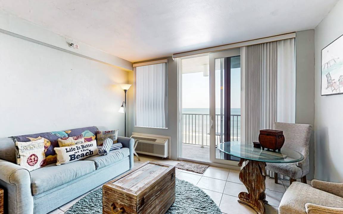 Photo of Livingroom in Lenox Park