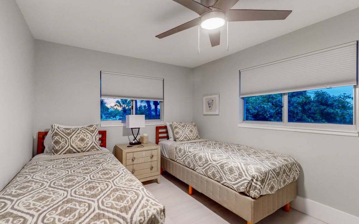 Photo of Bedroom in Isles of Capri