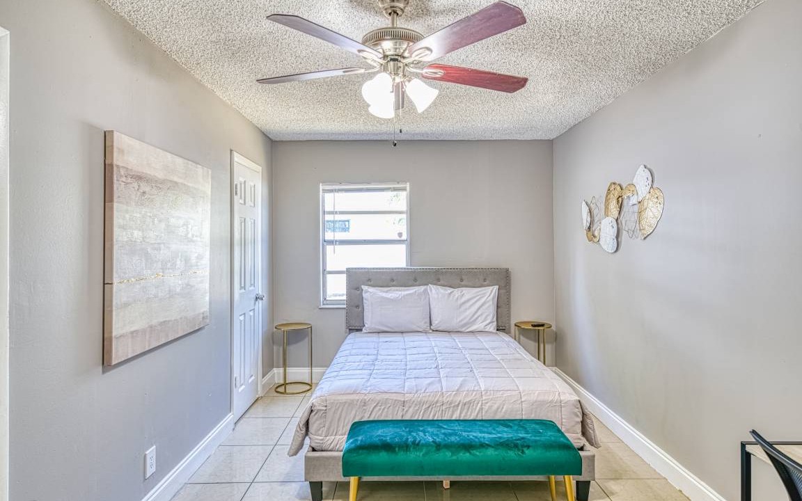 Photo of Bedroom in Deerfield Beach