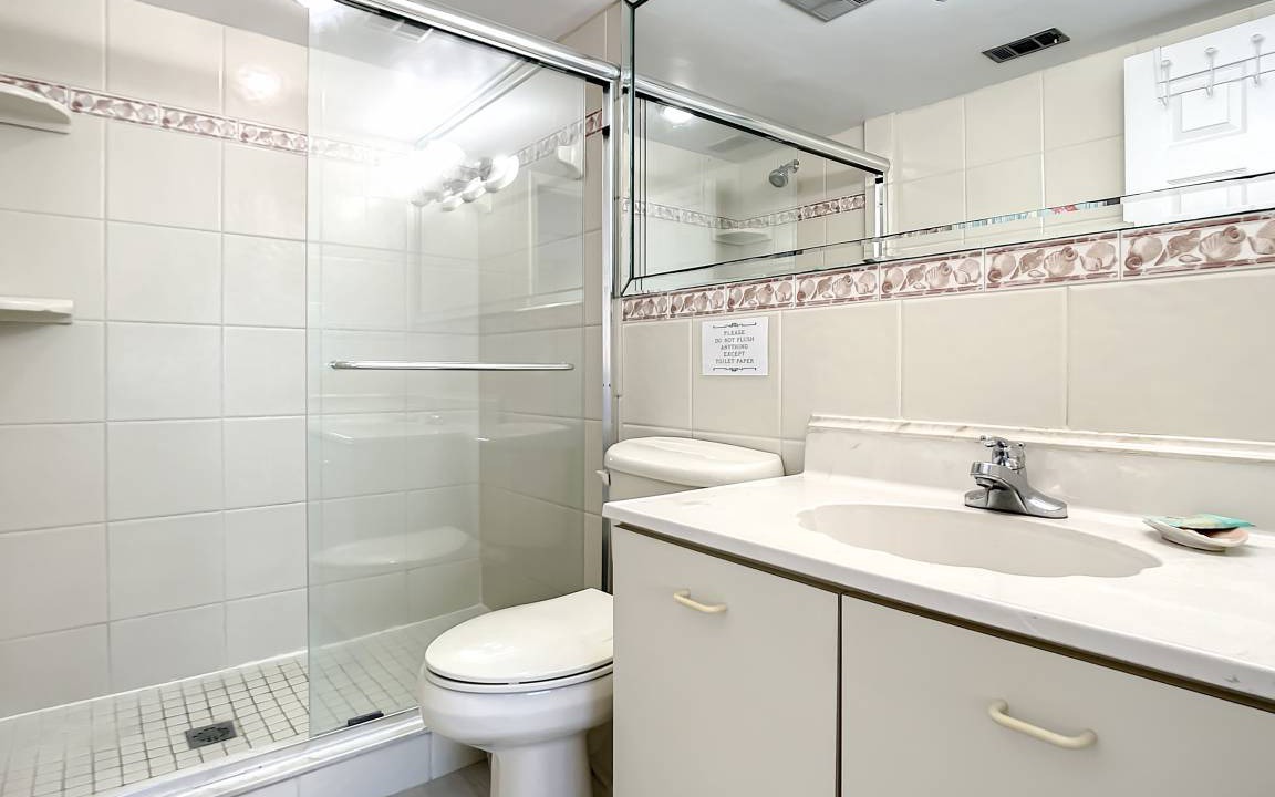 Photo of Bathroom in New Smyrna Beach