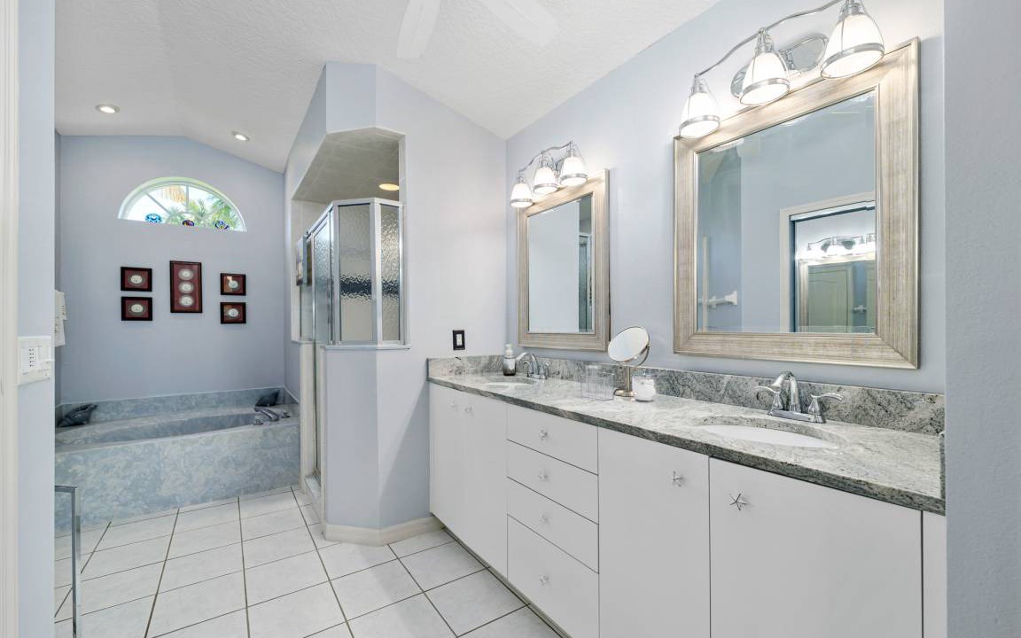 Photo of Bathroom in Palm Harbor