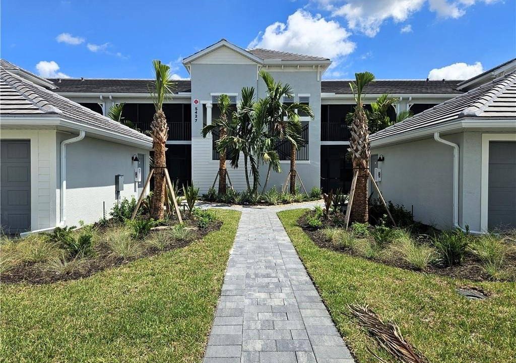 Photo of Buildings in Immokalee
