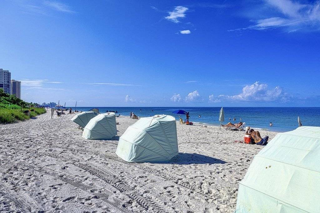 Photo of Others in Vanderbilt Beach
