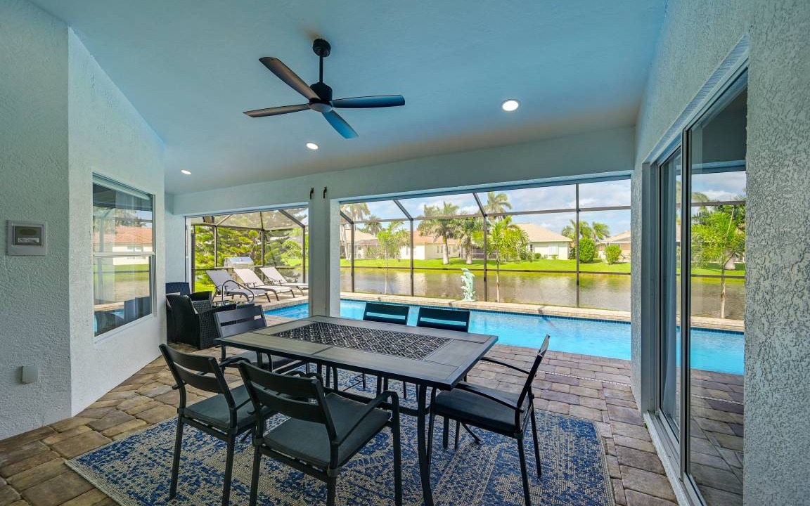 Photo of Patio Balcony in Crown Pointe