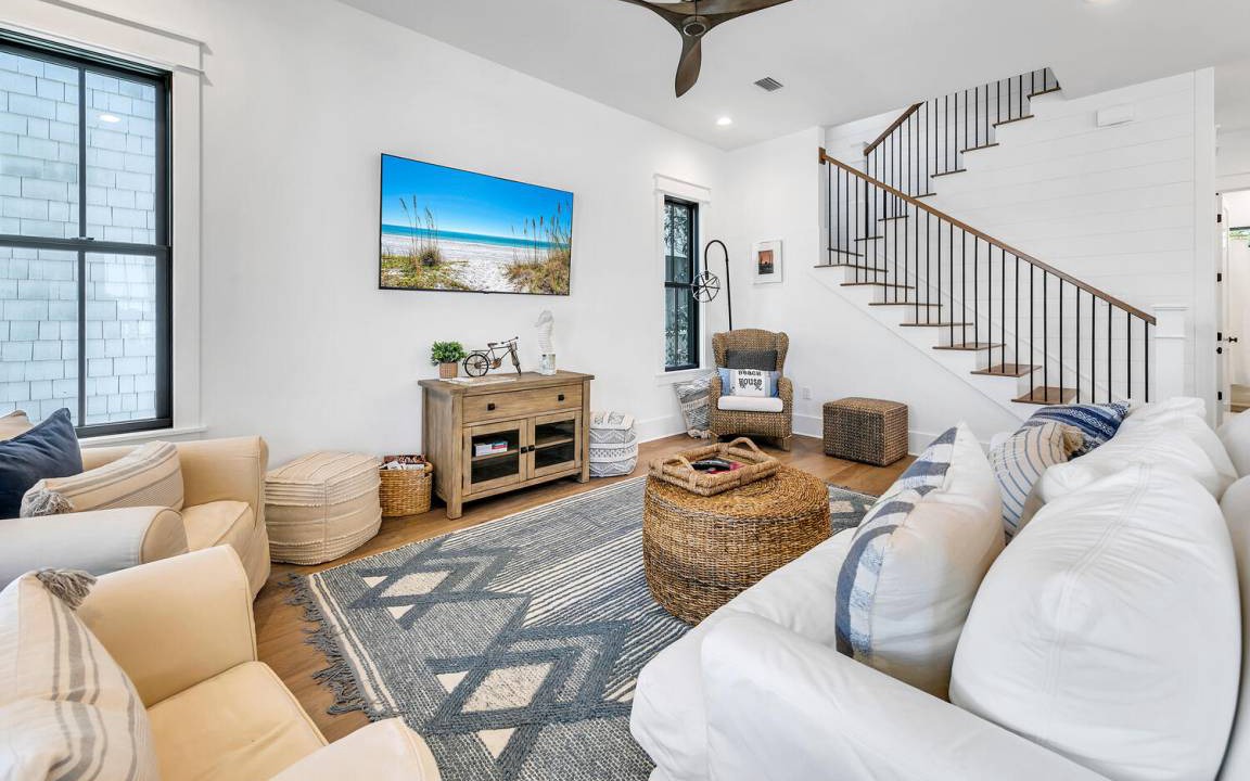 Photo of Livingroom in Dune Allen Beach