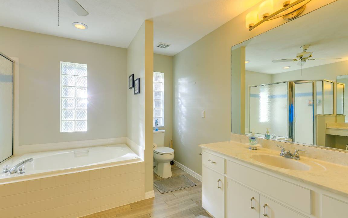 Photo of Bathroom in Citrus Springs